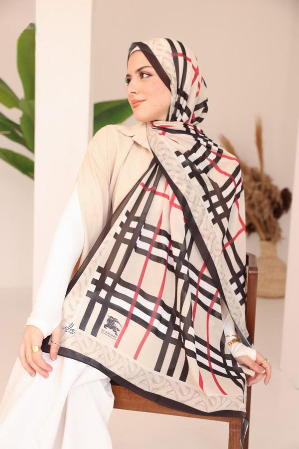 Heritage Checkered Luxe Scarf – Statement Style with Iconic Flair