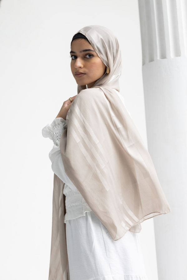 Dubbita Satin - Sand Whisper