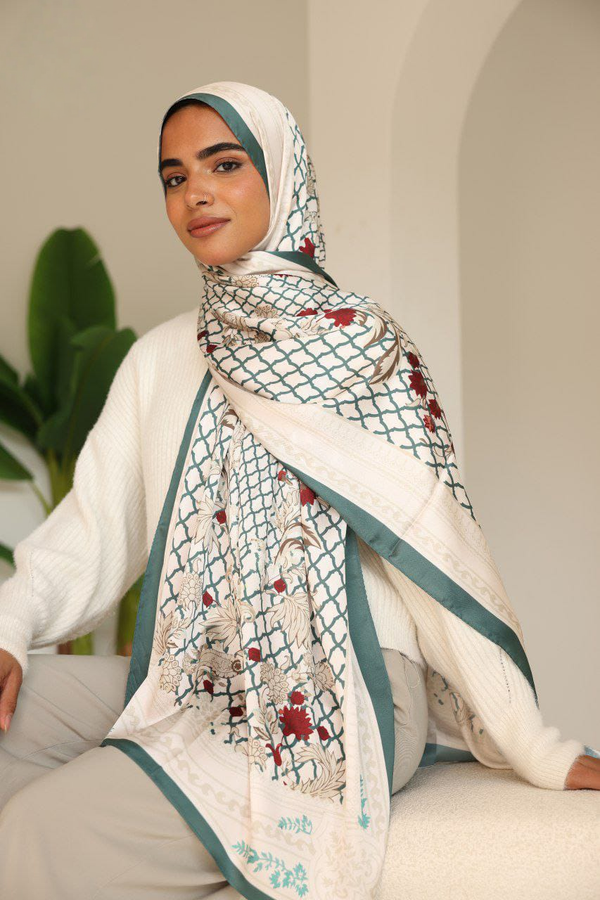 Botanic Charm - French Satin Elegance