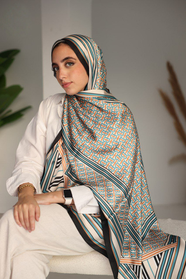 Chic Geometry - French Satin Edition