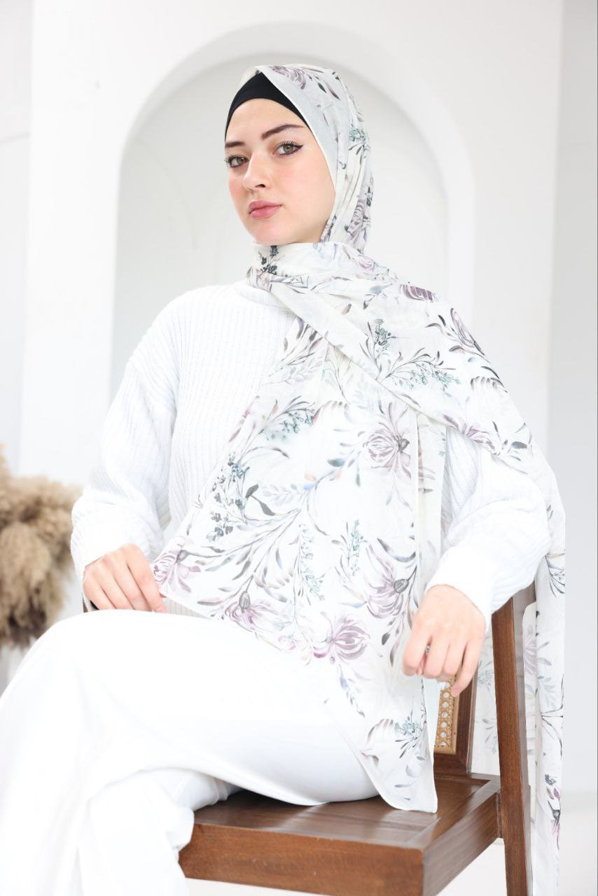 Lavender Bloom Scarf – Soft Florals in Misty Tones